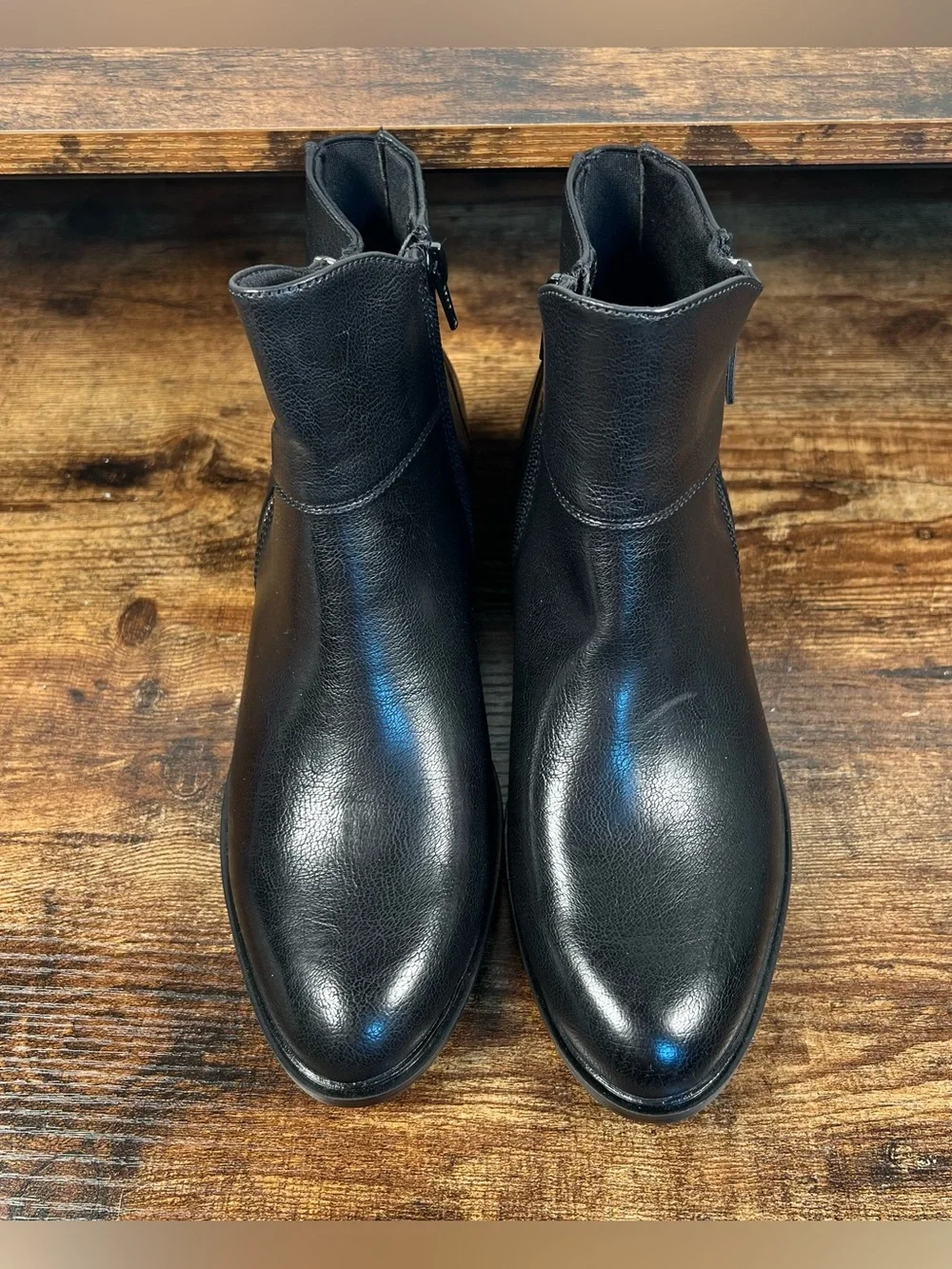 BareTraps Booties Alona Black Boots Low Heel Almond Toe Zip Faux Leather 7.5